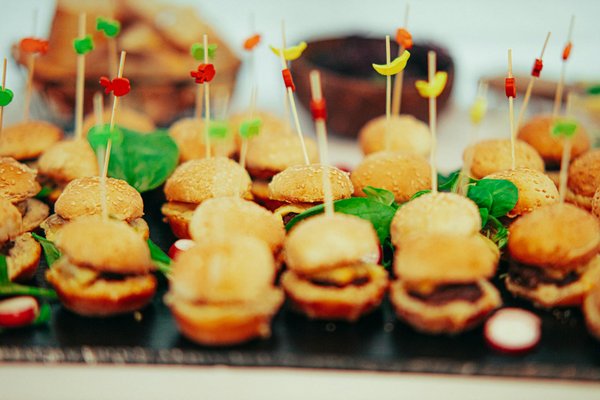 How Can UK Kitchens Be Designed to Maximize Spaciousness?